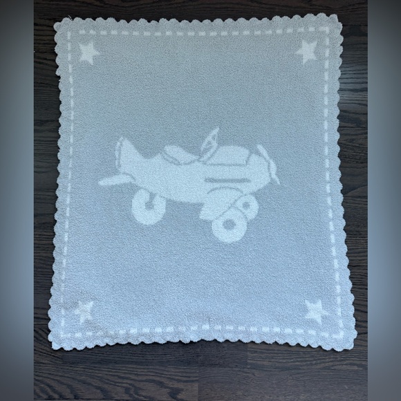 Barefoot Dreams CozyChic Blue and White Airplane Scalloped Baby Blanket - Picture 4 of 7